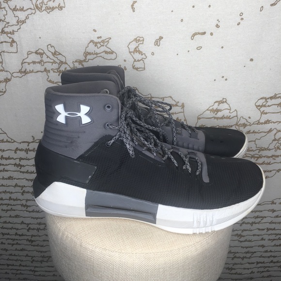 Under Armour Size 11 Black Gray High Top Sneakers